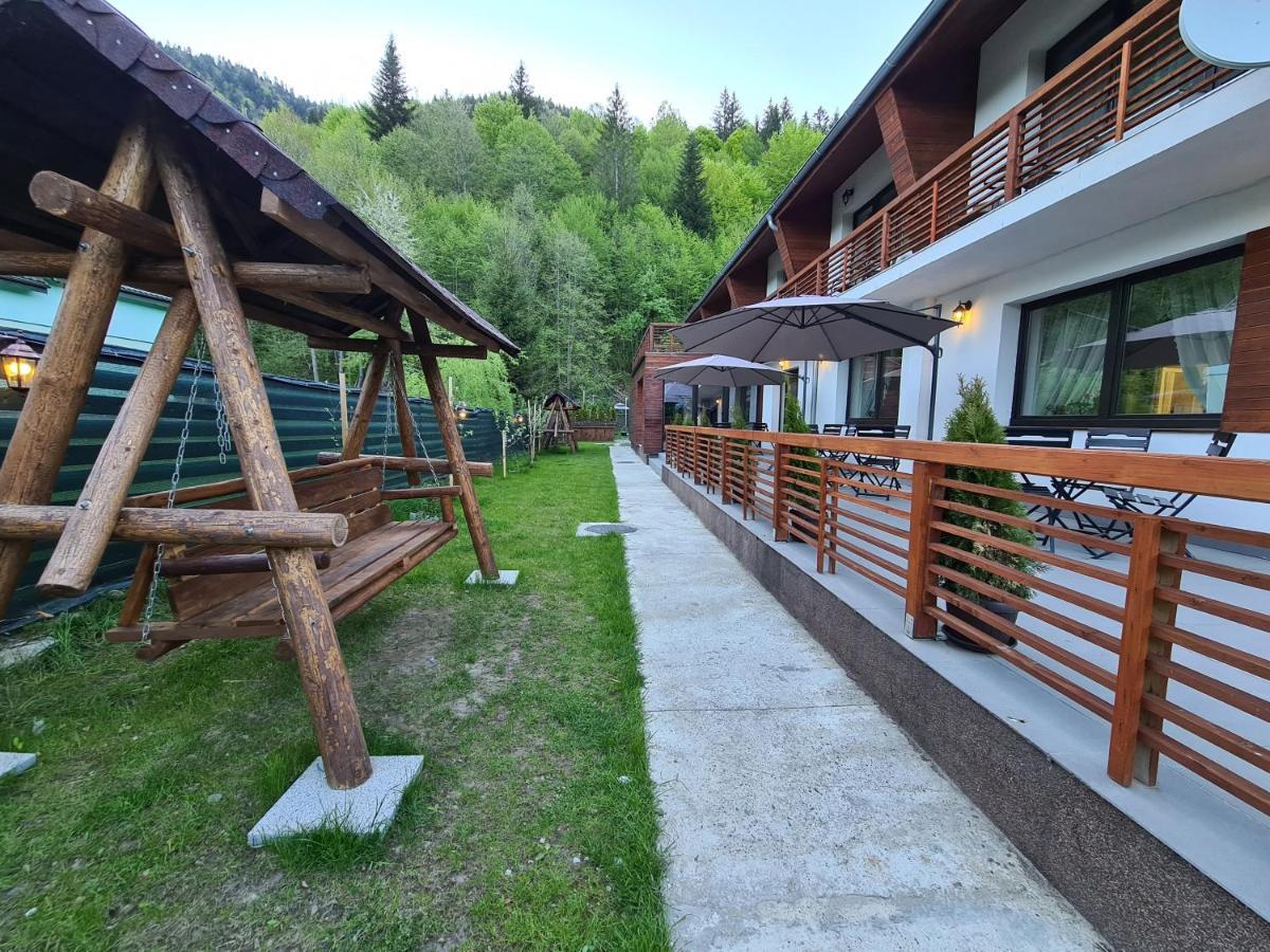Pensiunea Floarea Soarelui Cazaci Exterior photo